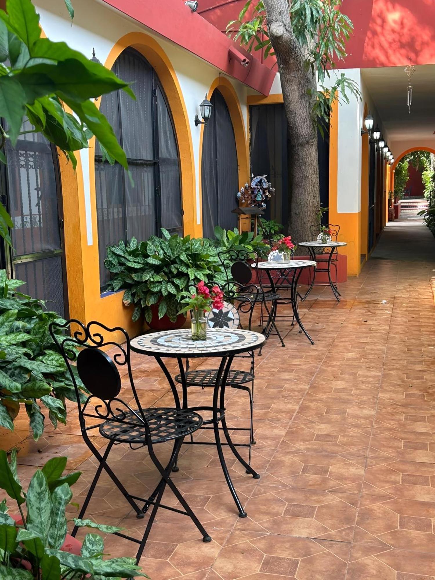 Casa Tres Colibries Bed & Breakfast Merida Bagian luar foto