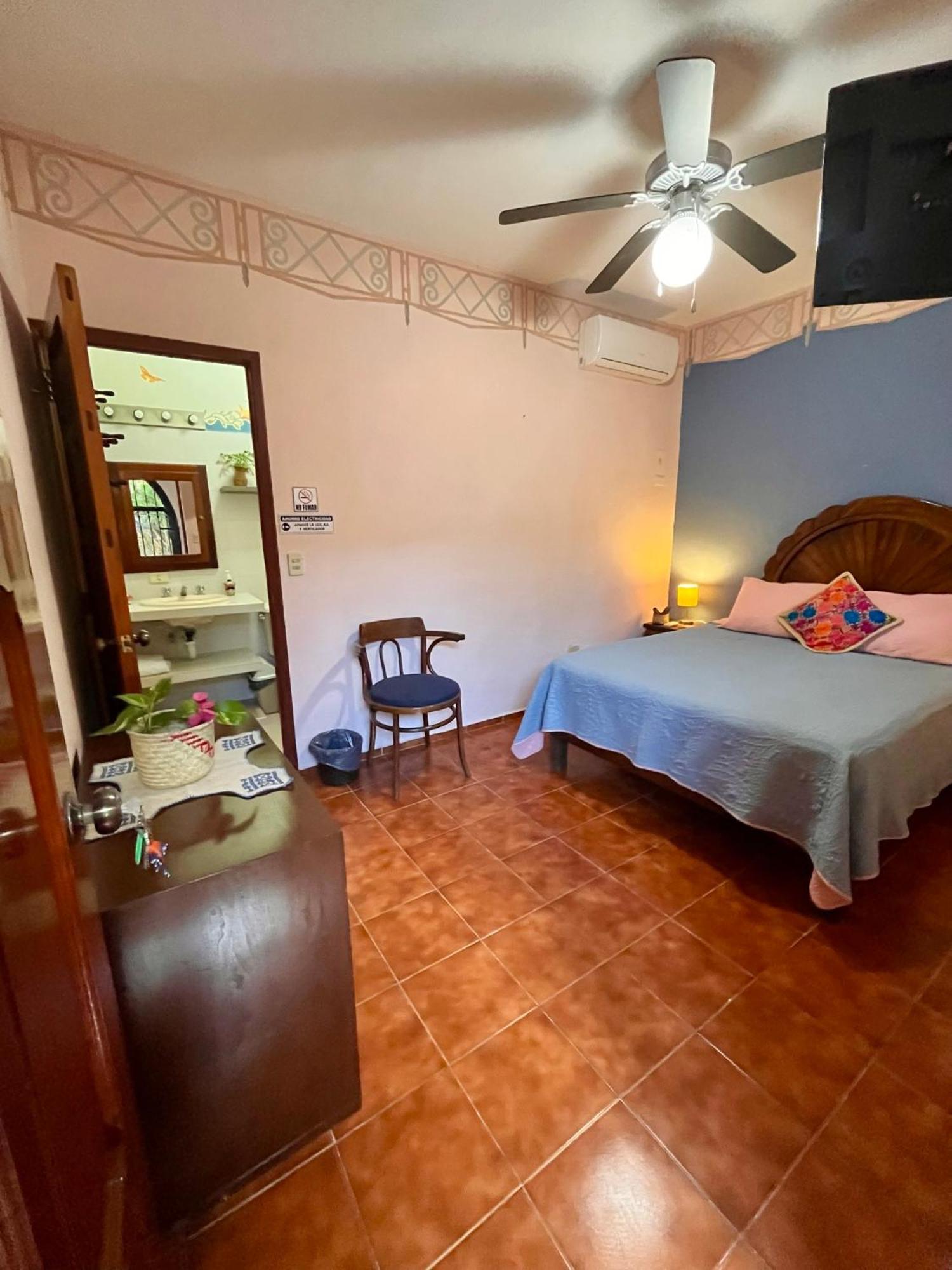 Casa Tres Colibries Bed & Breakfast Merida Bagian luar foto