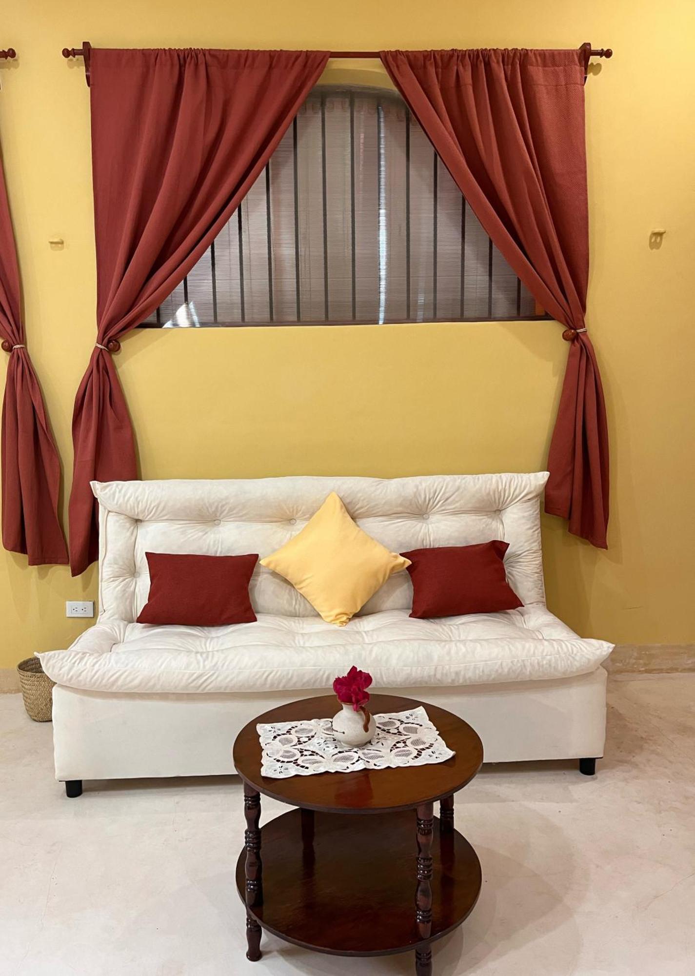 Casa Tres Colibries Bed & Breakfast Merida Bagian luar foto
